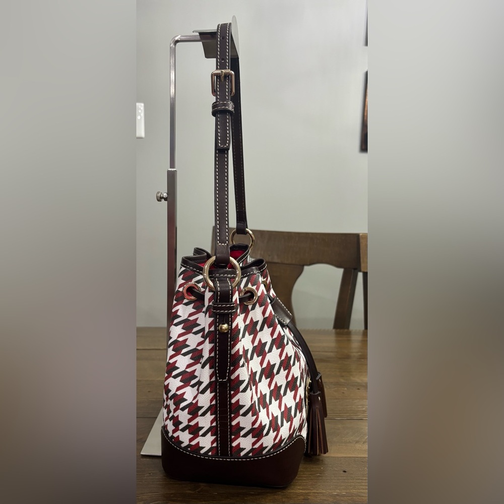 Dooney & Bourke Houndstooth Drawstring Crossbody Bucket Bag - Picture 3 of 14